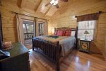 3 Little Cubs Lodge- Blue Ridge GA -bedroom 1
